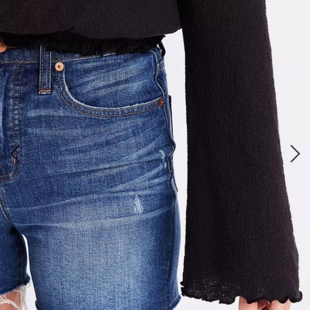 madewell bubbled flair sleeve long sleeve top - Picture 3 of 7